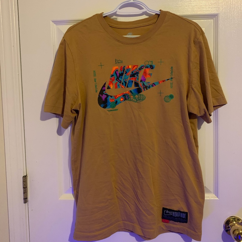 Nike Worldwide Tee